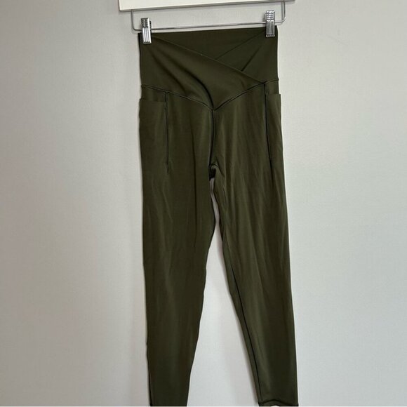 Offline By Aerie Real Me XTRA Crossover High Waisted Pocket Olive Legging Medium - Picture 2 of 6